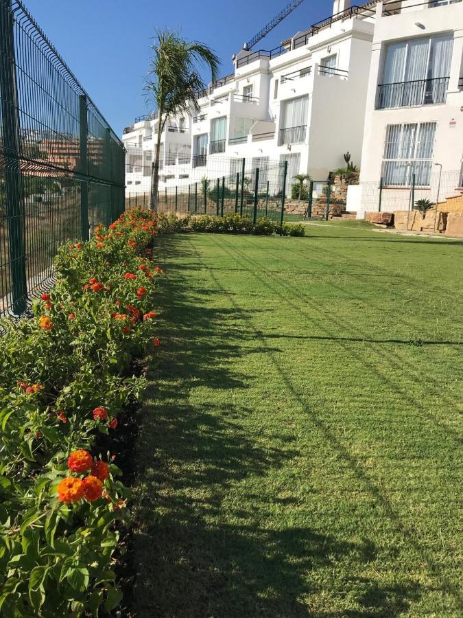 Manilva Townhouse With Spectacular Views Of Gibraltar Villa Ngoại thất bức ảnh
