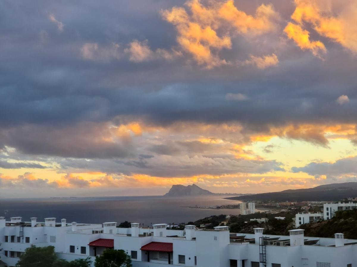 Manilva Townhouse With Spectacular Views Of Gibraltar Villa Ngoại thất bức ảnh